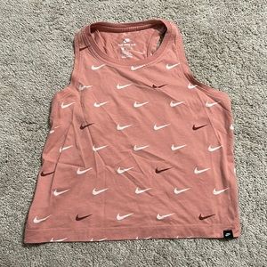 Nike Cropped Tank